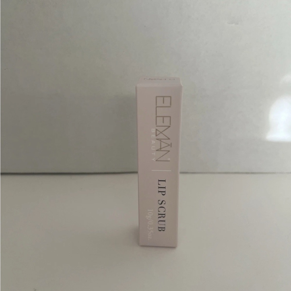 Eleman‎ Beauty Cream Lip Balm Gloss